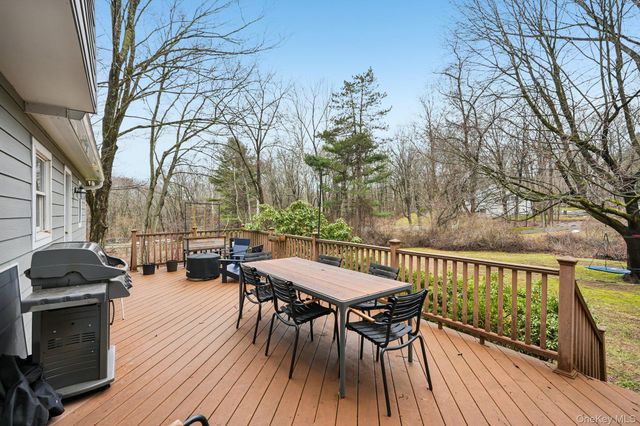 2 Southwind Drive, Cross River, NY 10518