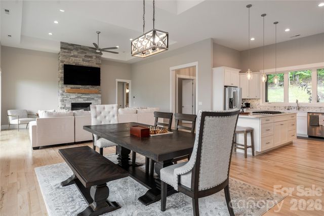 128 Saddle Ridge Drive, Alexander, NC 28701