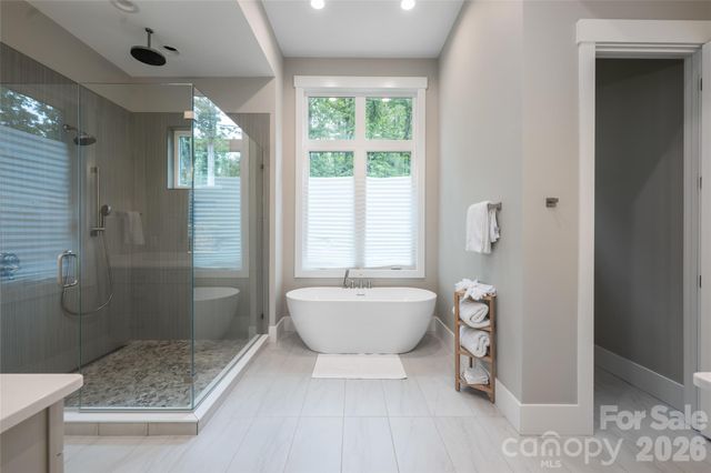 128 Saddle Ridge Drive, Alexander, NC 28701