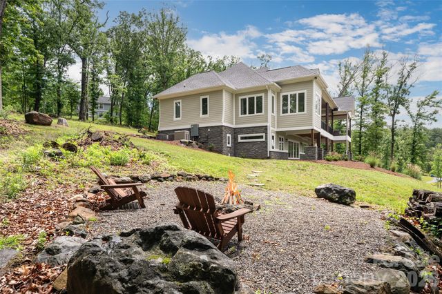 128 Saddle Ridge Drive, Alexander, NC 28701