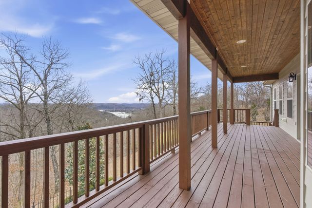 514 Rosehill Lane, Galena, MO 65656