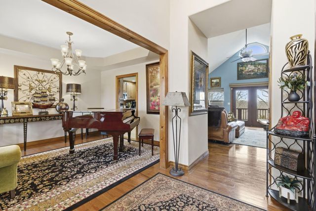 514 Rosehill Lane, Galena, MO 65656