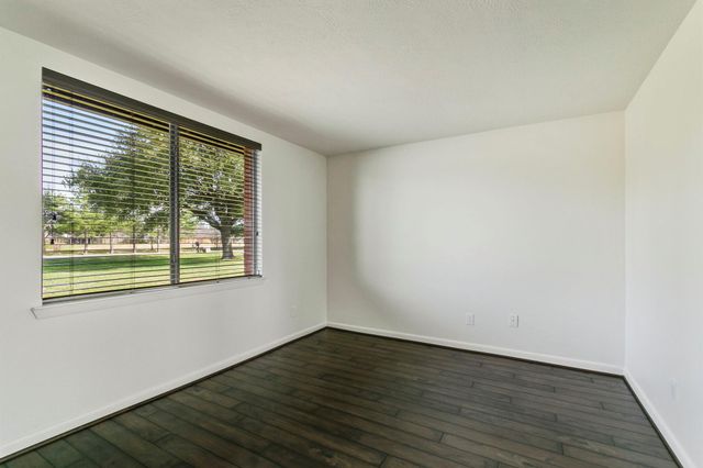 13215 Prado Lane, Houston, TX 77070