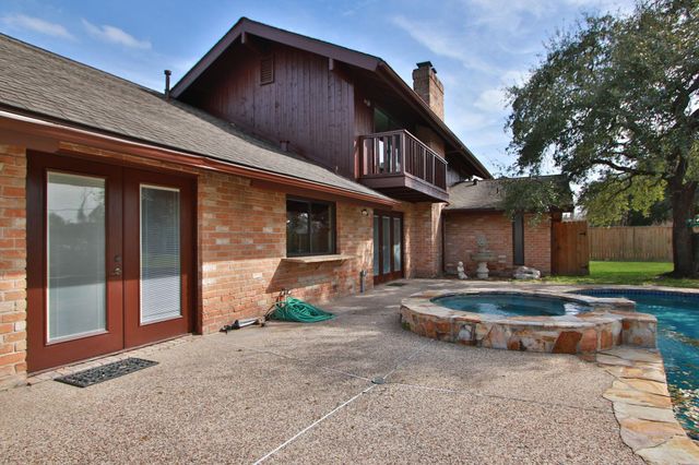 13215 Prado Lane, Houston, TX 77070