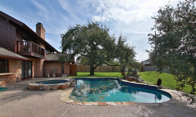 13215 Prado Lane, Houston, TX 77070