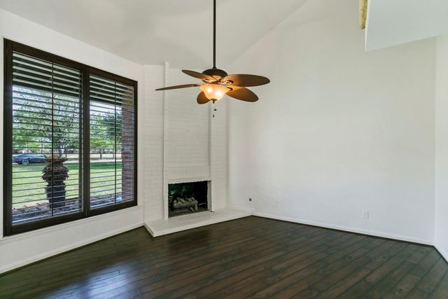 13215 Prado Lane, Houston, TX 77070