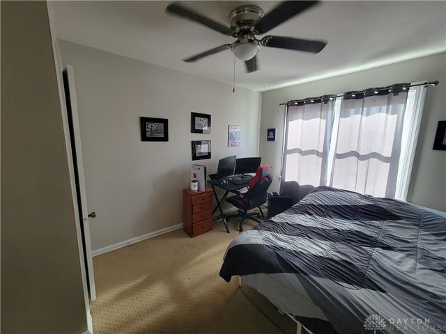 3891 New Carlisle Pike, Springfield, OH 45504