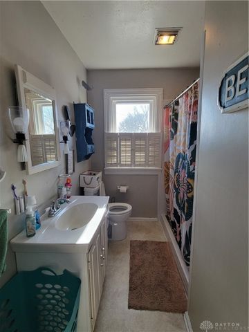 3891 New Carlisle Pike, Springfield, OH 45504