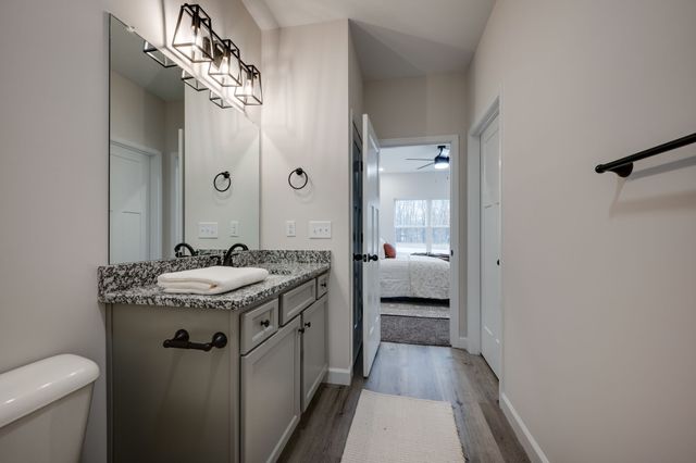 69 Truform Way, Dickson, TN 37055