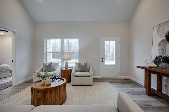 69 Truform Way, Dickson, TN 37055