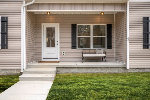 69 Truform Way, Dickson, TN 37055