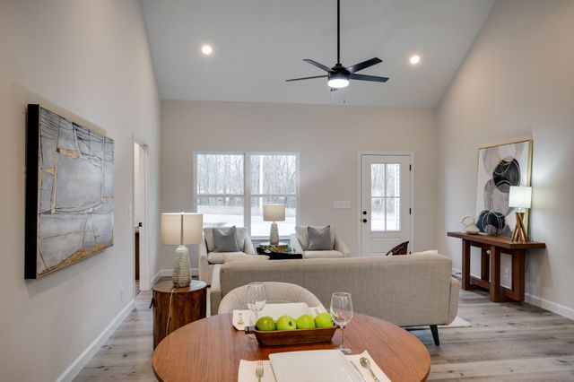 69 Truform Way, Dickson, TN 37055