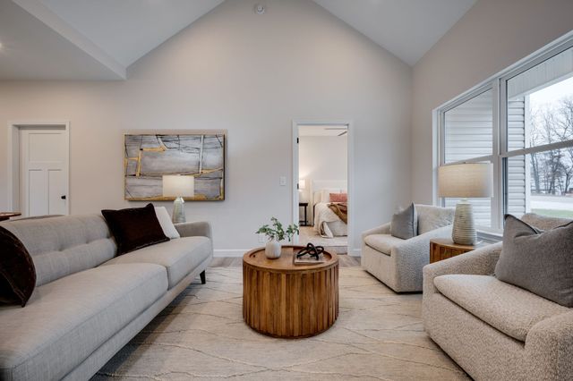 69 Truform Way, Dickson, TN 37055