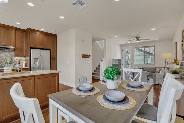 319 Basswood Cmn 14, Livermore, CA 94551