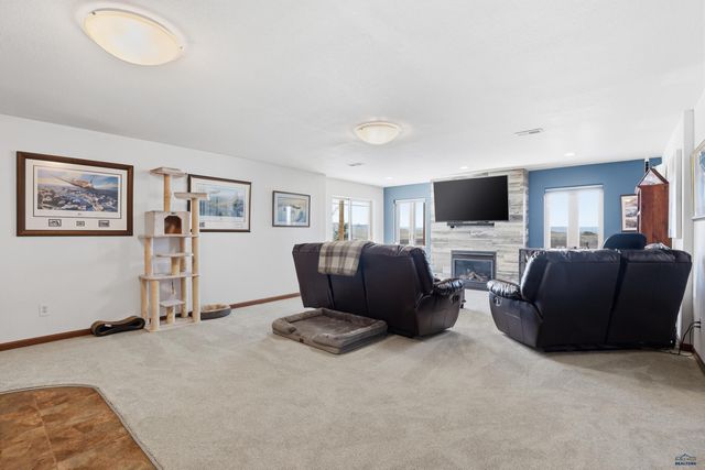 387 BIG BADGER DR, Box Elder, SD 57719