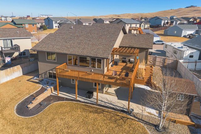 387 BIG BADGER DR, Box Elder, SD 57719