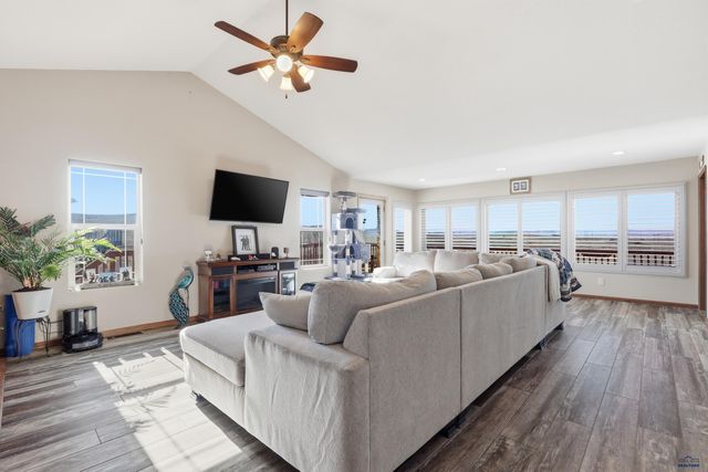 387 BIG BADGER DR, Box Elder, SD 57719