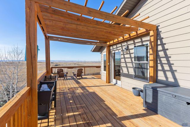 387 BIG BADGER DR, Box Elder, SD 57719