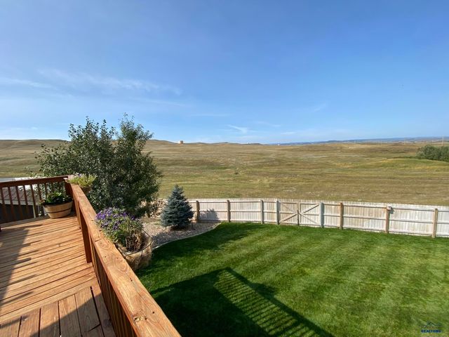 387 BIG BADGER DR, Box Elder, SD 57719