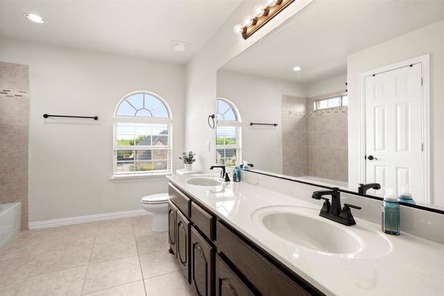 122 Ovilla Creek Court, Ovilla, TX 75154