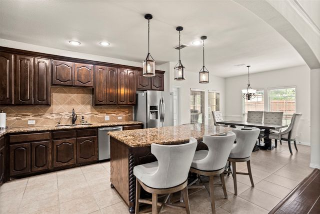 122 Ovilla Creek Court, Ovilla, TX 75154