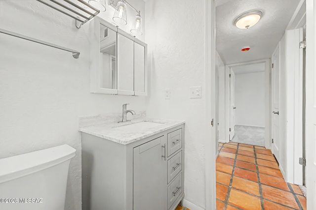 2850 E 19th Street, Tucson, AZ 85716