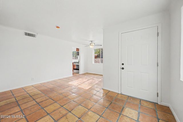2850 E 19th Street, Tucson, AZ 85716