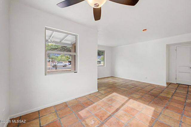 2850 E 19th Street, Tucson, AZ 85716