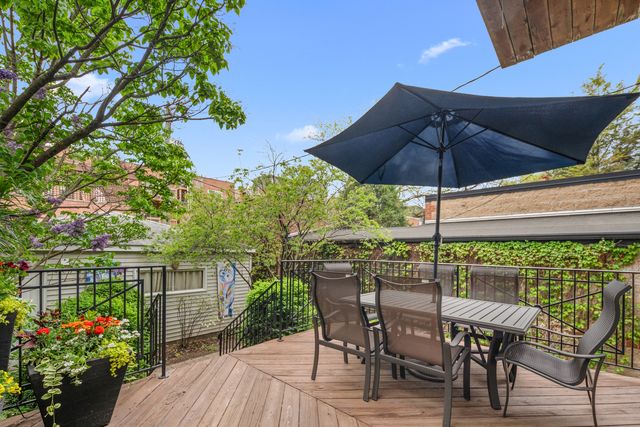 2715 N Bosworth Avenue, Chicago, IL 60614