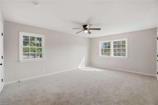 3604 Goshawk CT, Portsmouth, VA 23703