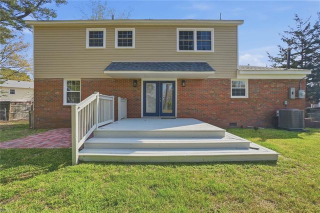 3604 Goshawk CT, Portsmouth, VA 23703