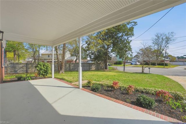 3604 Goshawk CT, Portsmouth, VA 23703