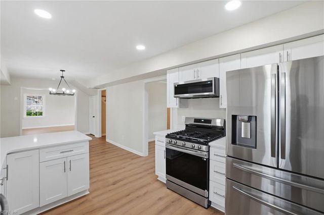 3604 Goshawk CT, Portsmouth, VA 23703