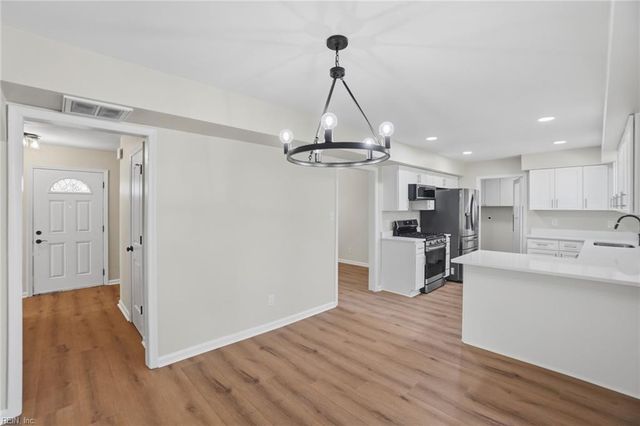 3604 Goshawk CT, Portsmouth, VA 23703