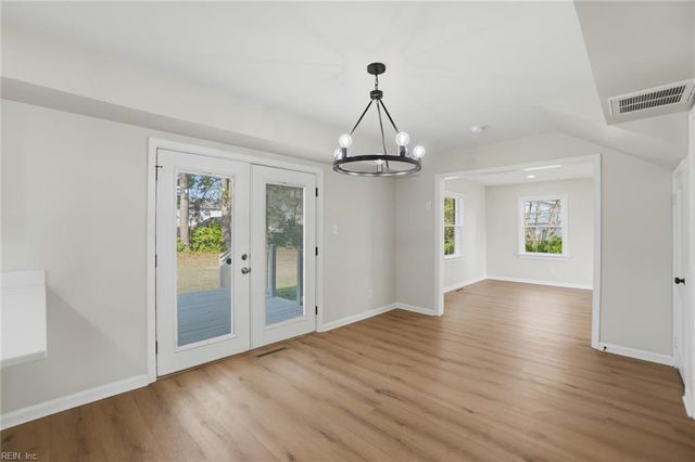 3604 Goshawk CT, Portsmouth, VA 23703