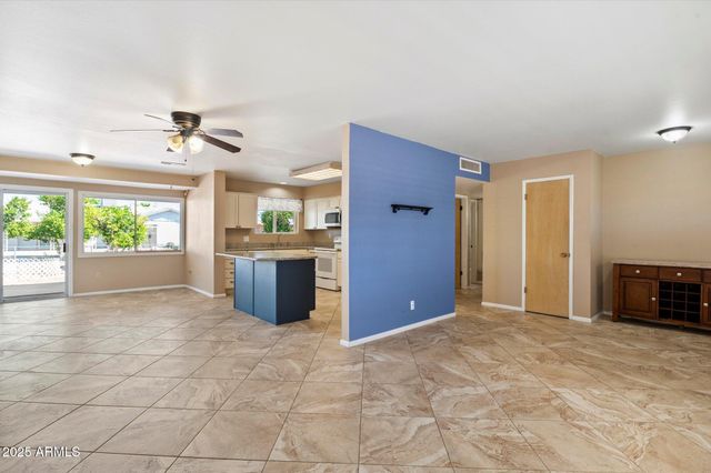 10638 W ALABAMA Avenue, Sun City, AZ 85351