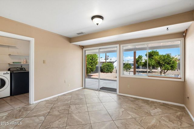 10638 W ALABAMA Avenue, Sun City, AZ 85351