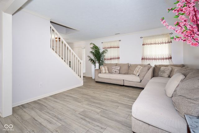 6425 Bonneville Drive, Indianapolis, IN 46237