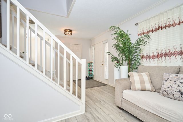 6425 Bonneville Drive, Indianapolis, IN 46237