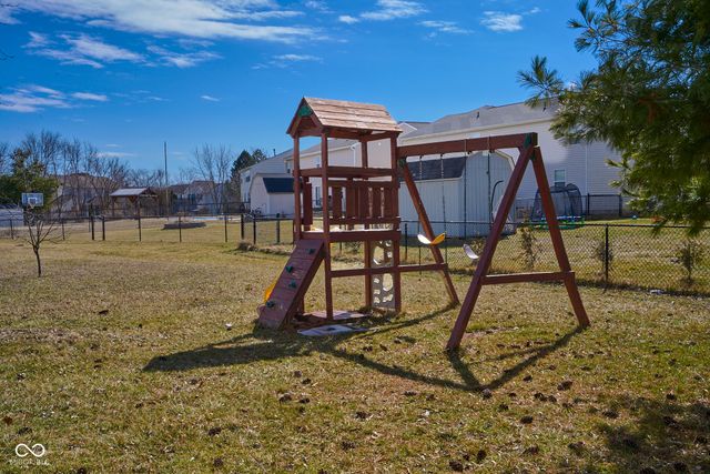 6425 Bonneville Drive, Indianapolis, IN 46237