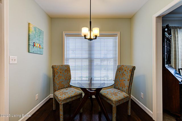 5701 Coach Gate Wynde APT 58B, Louisville, KY 40207