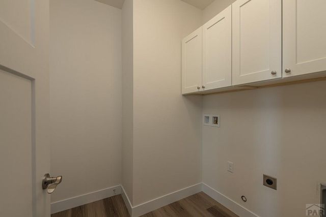 787 N Edgewater Dr, Pueblo West, CO 81007