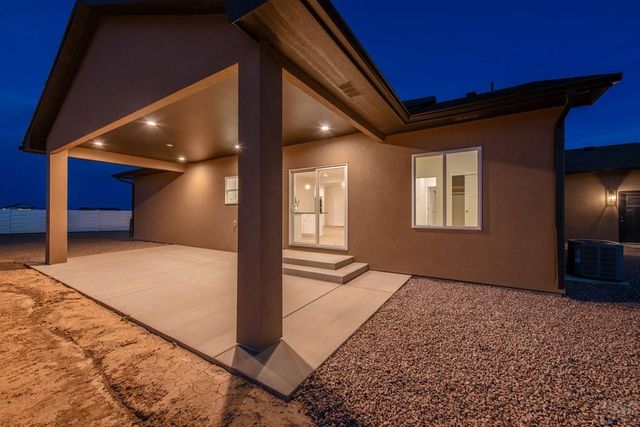 787 N Edgewater Dr, Pueblo West, CO 81007