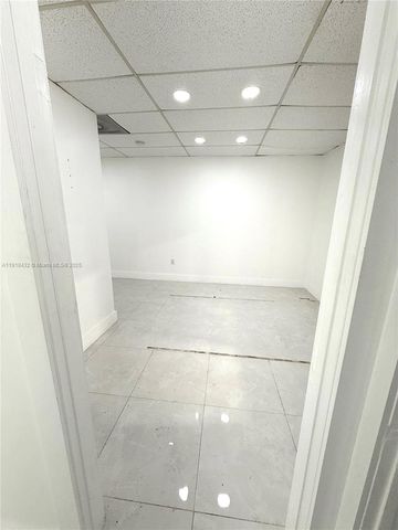 7311 NW 12th St 3, Miami, FL 33126