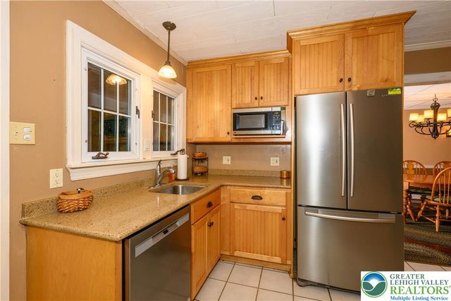 3304 Chauncey Street, Bethlehem Twp, PA 18020