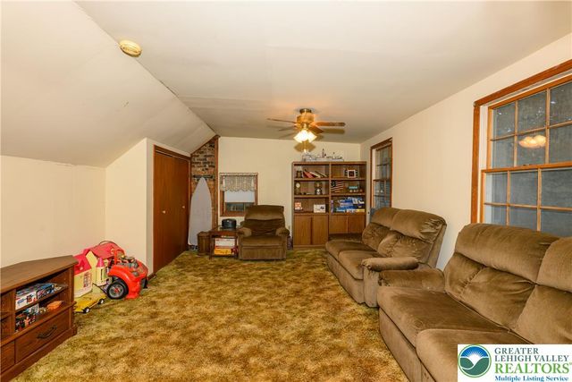 3304 Chauncey Street, Bethlehem Twp, PA 18020