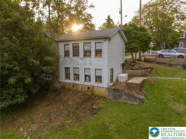 3304 Chauncey Street, Bethlehem Twp, PA 18020