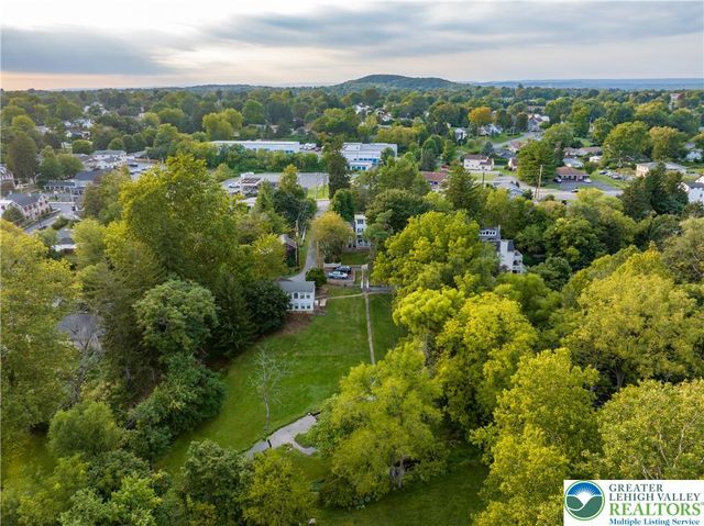 3304 Chauncey Street, Bethlehem Twp, PA 18020