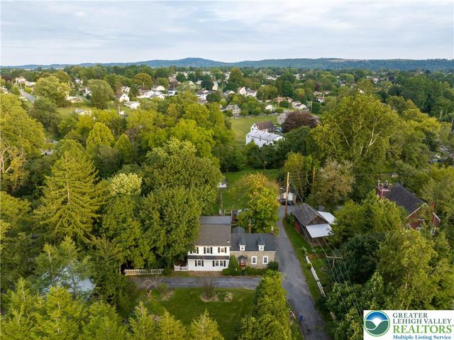 3304 Chauncey Street, Bethlehem Twp, PA 18020