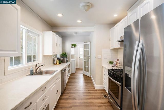 432 Gilger Ave, Martinez, CA 94553